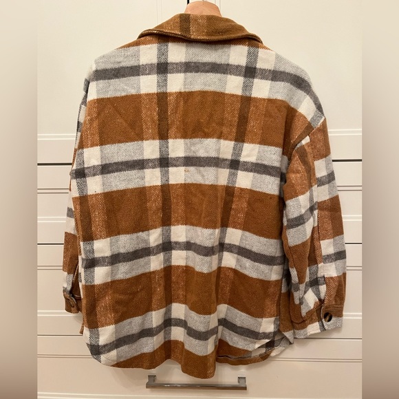 Fall classic caramel plaid shacket - Picture 3 of 4